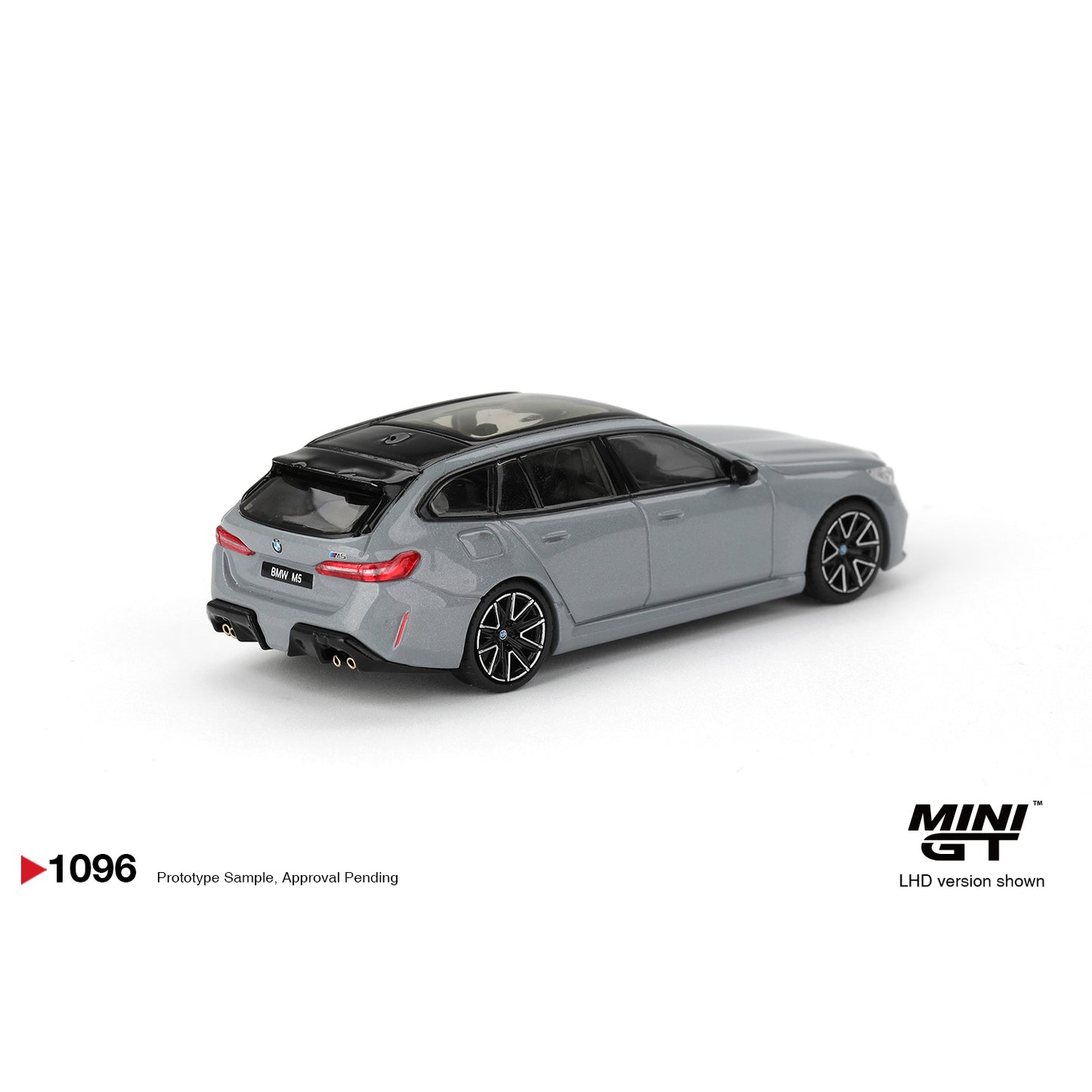 Mini GT 1:64 BMW M5 Touring Brooklyn Grey Metallic