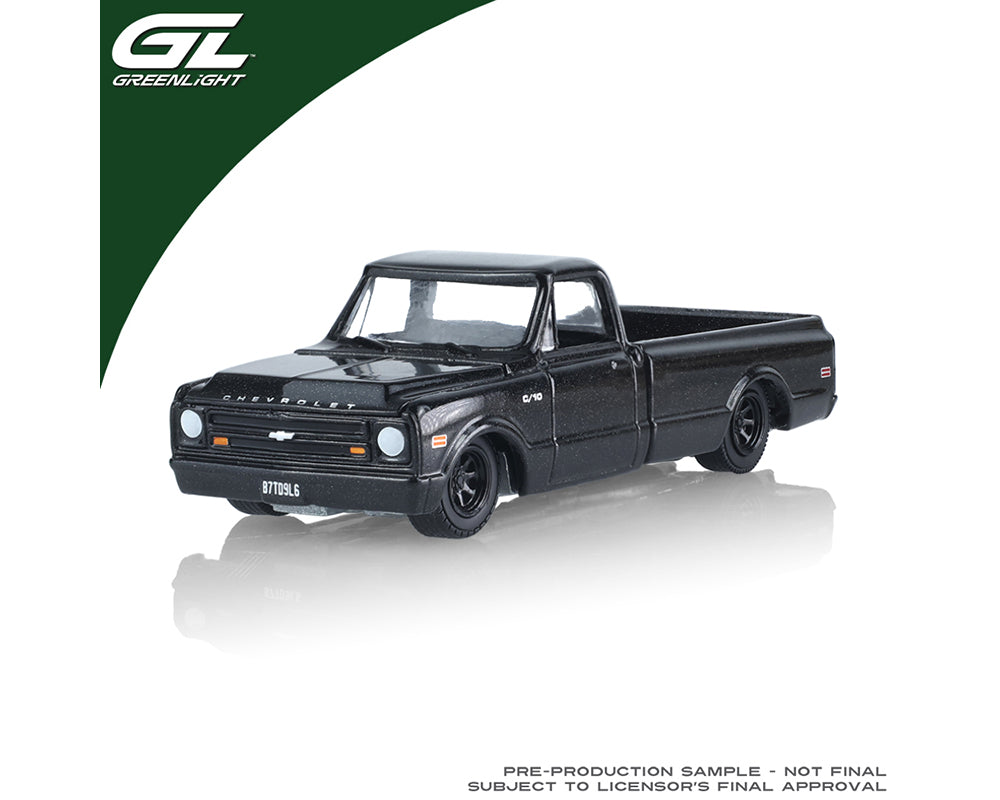 Greenlight 1:64 1968 Chevrolet C10 Custom Blackout 30627