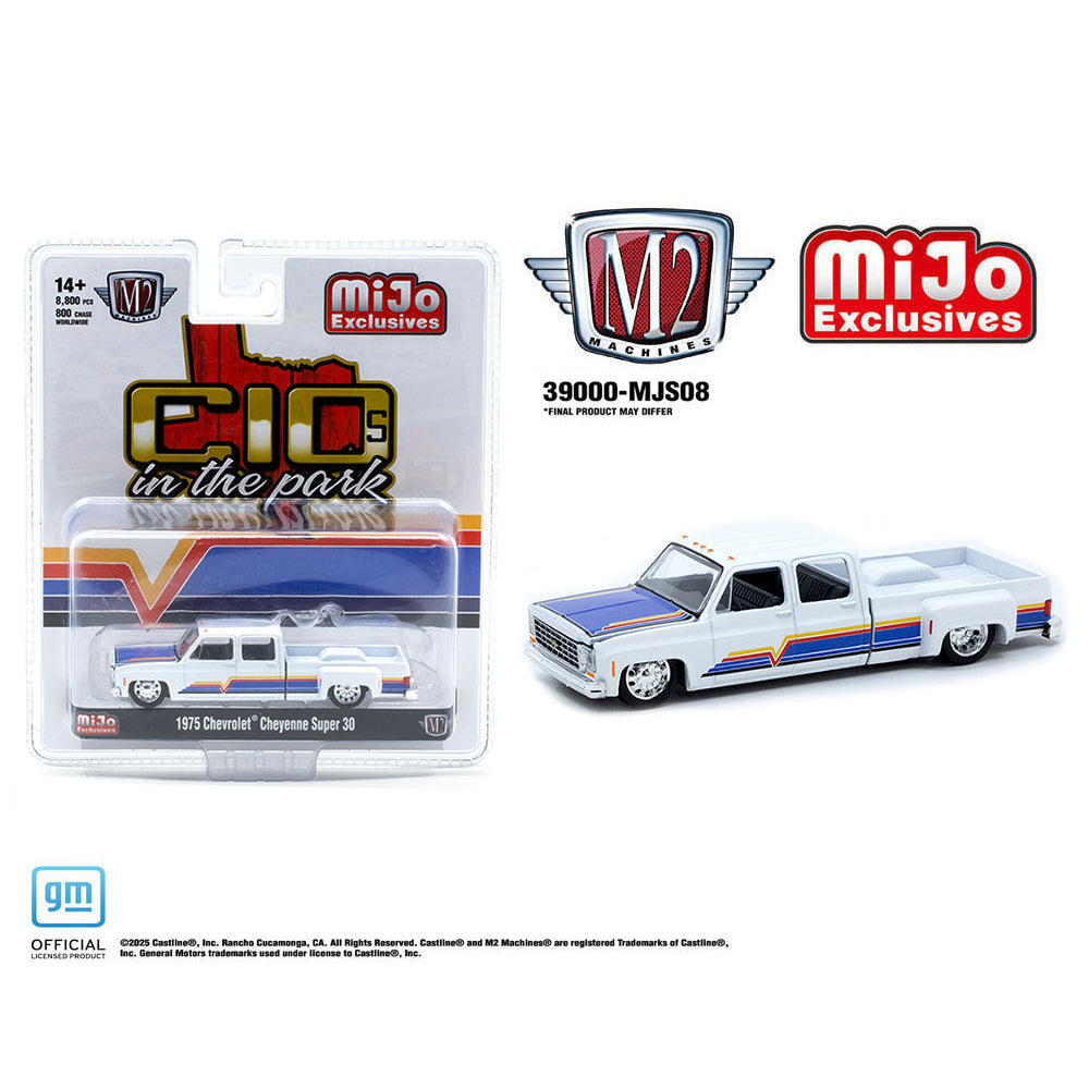 M2 Machines 1:64 1975 Chevrolet Cheyenne Super 30 Dually White C10s In The Park
