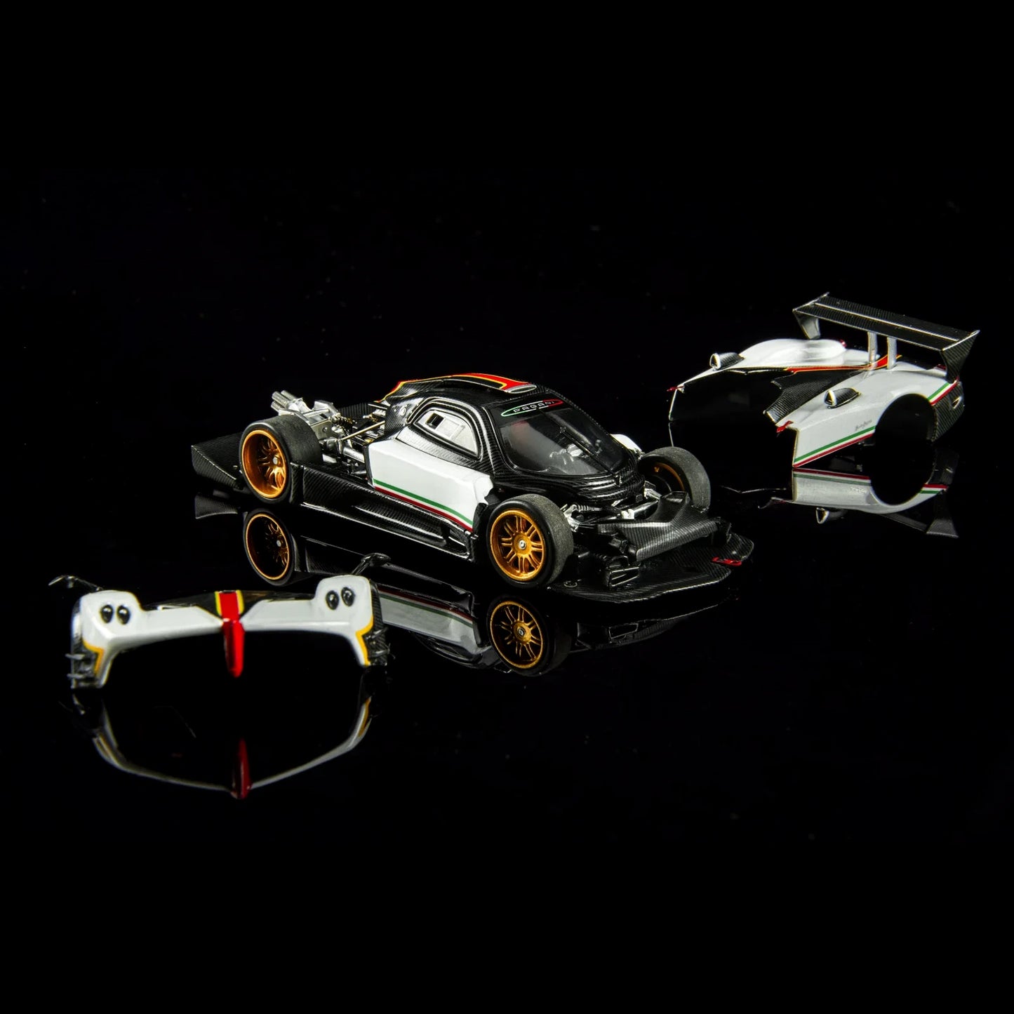[PRE ORDER] Almost Real 1:64 Pagani Zonda R White with Italian Livery HEC 2026