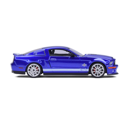 Motorhelix 1:64 2007 Ford Mustang Shelby GT500 Super Snake Metallic Blue
