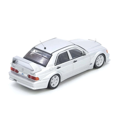Inno64 1:64 Mercedes Benz 190E Silver