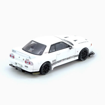 Inno64 1:64 Top Secret VR32 GT-R White