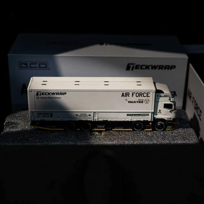 [PRE ORDER] GCD 1:64 DarwinPRO & TECKWRAP Hino Profia 2018