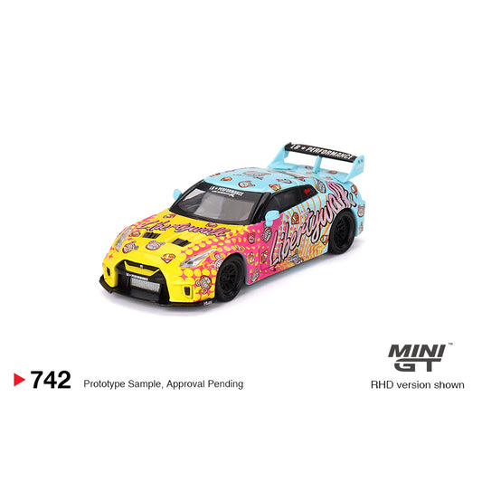 Mini GT 1:64 LB-Silhouette Works GT Nissan 35GT-RR Ver.1 LBWK Kuma