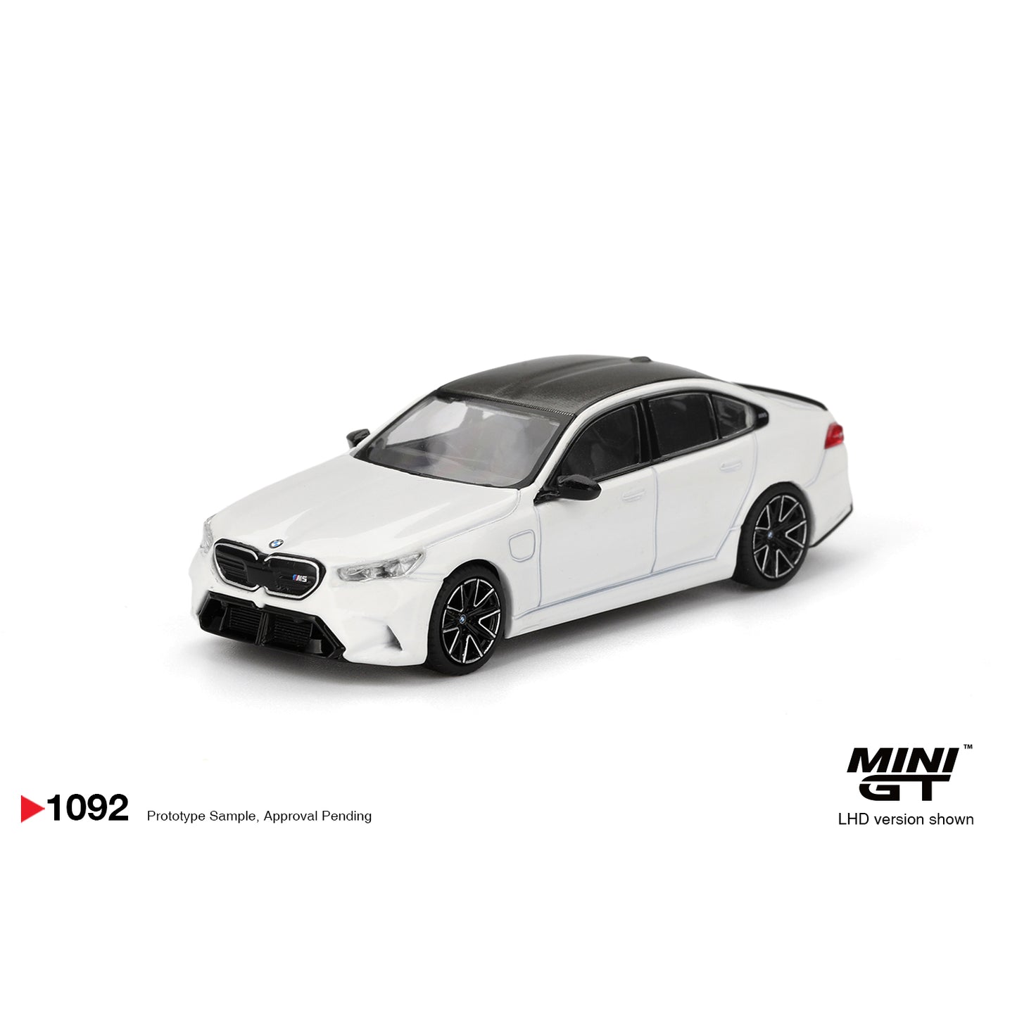 Mini GT 1:64 BMW M5 Alpine White