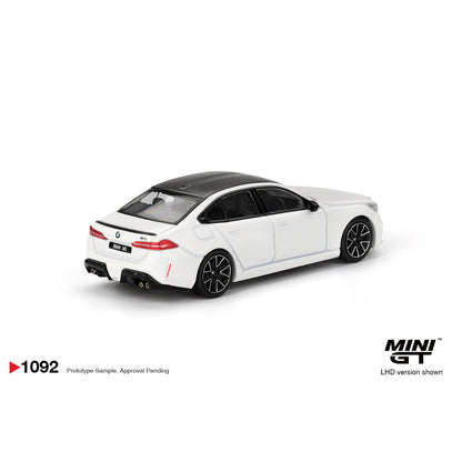 Mini GT 1:64 BMW M5 Alpine White