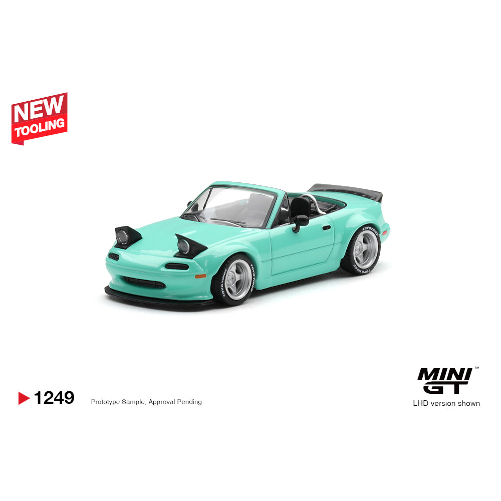 [PRE ORDER] Mini GT 1:64 Mazda MX-5 (NA) Pandem Mint Green