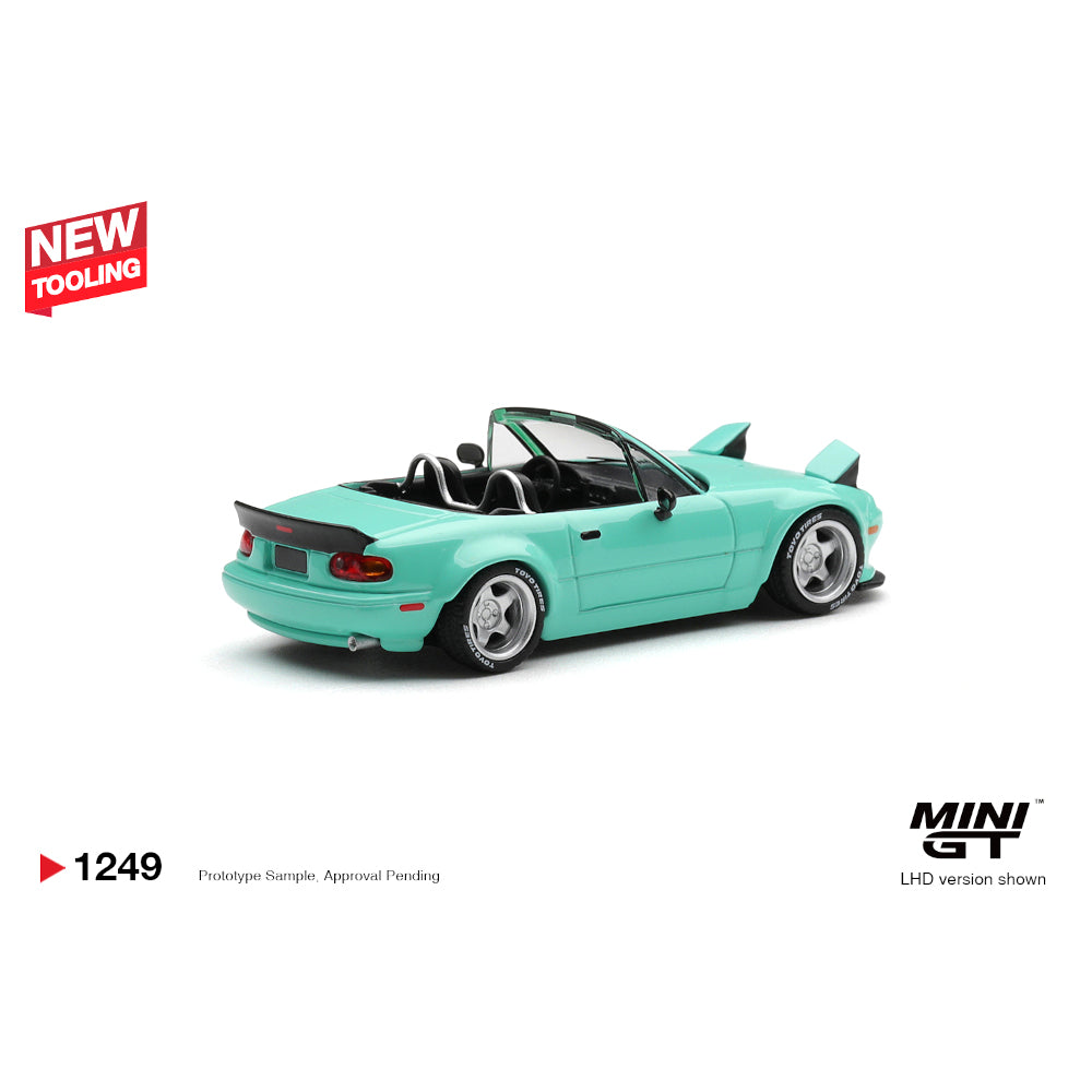 [PRE ORDER] Mini GT 1:64 Mazda MX-5 (NA) Pandem Mint Green