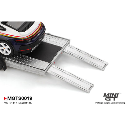 Mini GT 1:64 Porsche 911 Dakar #718 and Volkswagen ID. Buzz Porsche Centrum Gelderland Roughroads Set